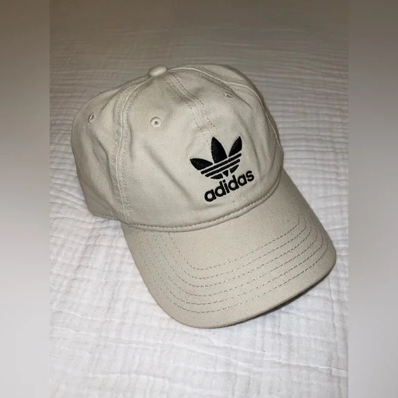 SOLD - Adidas Black and Cream Cap - Picture 3 of 10